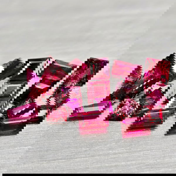 Natural Purplish Pink Ruby 1.26 Ct. 22 Pcs Mixed Shape Gemstones From Mozambique (1 of 3)