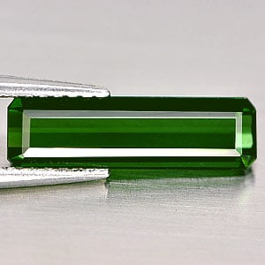 Natural Green Tourmaline 2.05 Ct. Octagon Shape 14.8 x 4.3 Mm Gemstone From Nigeria: Product ID: 807242347 Product Name: Natural Tourmaline Weight: 2.05 CT. Size: 14.8 x 4.3 x 3.2 MM. Shape: Octagon Color: Green Clarity:VSI Luster: Good Gems Origin: Nigeria Treatment: Unheated Crystal
