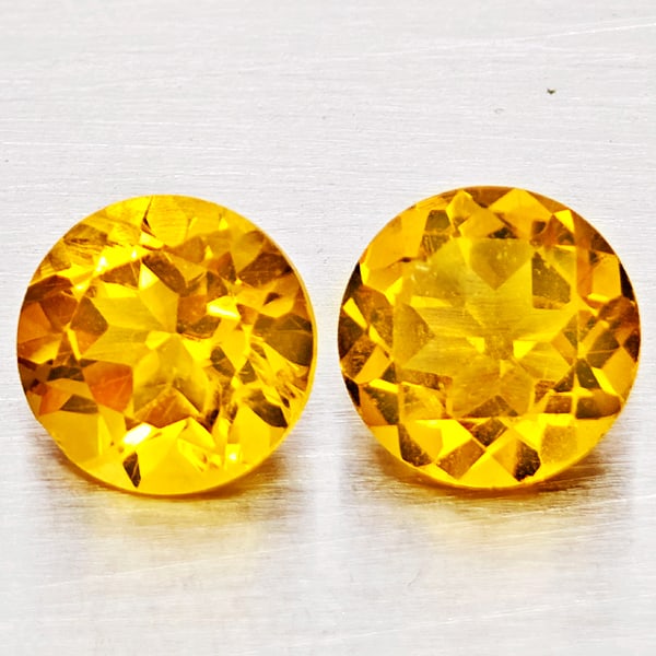 Natural Yellow Citrine 2.60 Ct. 2 Pcs Round Shape 7 Mm Gemstones From Brazil: Product ID: 801815377 Product Name: Natural Citrine Weight: 2.60 CT. Size: 7 x 7 x 4.8 MM. Shape: Round Shape Color: Yellow Clarity:VSI - SI1 Luster: Good Gems Origin: Brazil Treatment: Unheated Cryst