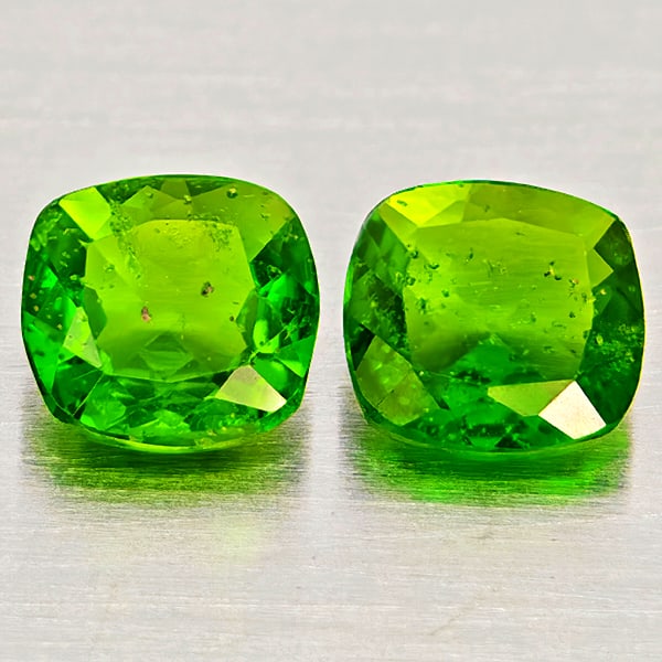 Natural Green Chrome Diopside 0.90 Ct. 2 Pcs Cushion Shape 5 Mm Gemstones From Russia: Product ID: 801608296 Product Name: Natural Chrome Diopside Weight: 0.90 CT. Size: 5 x 5 x 2.2 MM. Shape: Cushion Shape Color: Green Clarity:SI1 Luster: Good Gems Origin: Russia Treatment: Unheated Cr