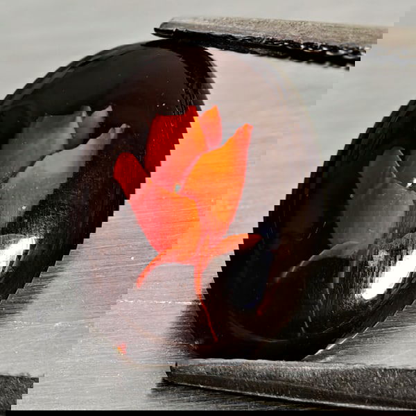 Natural Brown Yellow Amber 0.98 Ct. Flower Carving In Oval Cabochon 12.8 x 9.6 Mm Gemstone From: Product ID: 819091062 Product Name: Natural Amber Weight: 0.98 CT. Size: 12.8 x 9.6 x 3 MM. Shape: Oval Cabochon Color: Brown Yellow Clarity:Semi - Transparent Luster: Good Gems Origin: Poland Treatme