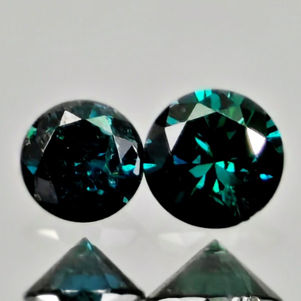 Natural Blue Loose Diamond 0.17 Ct. 2 Pcs Round Diamond Cut 2.6 Mm From Belgium: Product ID: 502100323 Product Name: Natural Natural Diamond Weight: 0.17 CT. Size: 2.6 x 2.6 x 1.7 MM. Shape: Round Diamond Cut Color: Blue Clarity:SI1 Luster: Good Gems Origin: Belgium Treatment: Tre