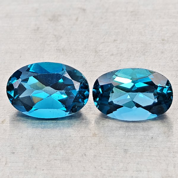 Natural London Blue Topaz 1.10 Ct. 2 Pcs Oval Shape 6.2 x 4.2 Mm Gemstones From Brazil: Product ID: 807168461 Product Name: Natural Blue Topaz Weight: 1.10 CT. Size: 6.2 x 4.2 x 3 MM. Shape: Oval Shape Color: London Blue Clarity:VSI - SI1 Luster: Good Gems Origin: Brazil Treatment: Treat
