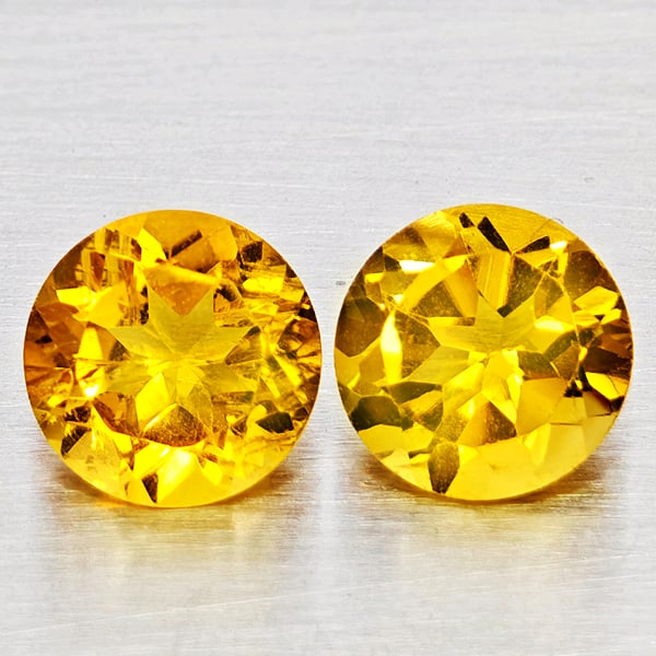 Natural Yellow Citrine 2.67 Ct. 2 Pcs Round Shape 7 Mm Gemstones From Brazil: Product ID: 801815393 Product Name: Natural Citrine Weight: 2.67 CT. Size: 7 x 7 x 5.1 MM. Shape: Round Shape Color: Yellow Clarity:VSI - SI1 Luster: Good Gems Origin: Brazil Treatment: Unheated Cryst