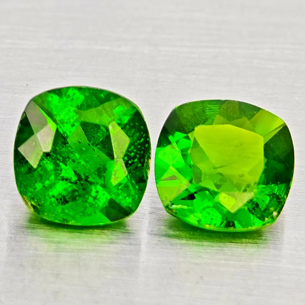 Natural Green Chrome Diopside 1.05 Ct. 2 Pcs Cushion Shape 5 Mm Gemstones from Russia (1 of 3)