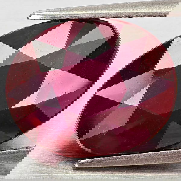 Natural Red Ruby 8.95 Ct. Oval Shape 13 x 10.7 Mm. Gemstone From Madagascar (1 of 3)