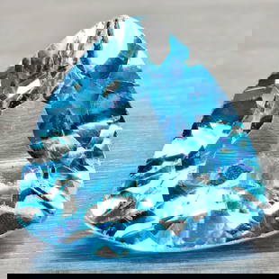 Natural Swiss Blue Topaz 2.96 Ct. Trilliant Shape 9 Mm. Gemstone From Brazil: Product ID: 807167953 Product Name: Natural Blue Topaz Weight: 2.96 CT. Size: 9 x 9 x 5.4 MM. Shape: Trilliant Color: Swiss Blue Clarity:VSI Luster: Good Gems Origin: Brazil Treatment: Treated Crystal