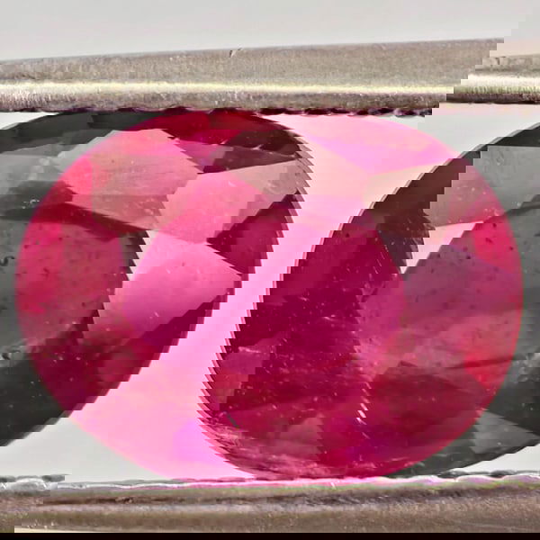 Natural Purplish Red Ruby 2.34 Ct. Oval Shape 9.1 x 7 Mm Gemstone From Madagascar (1 of 3)