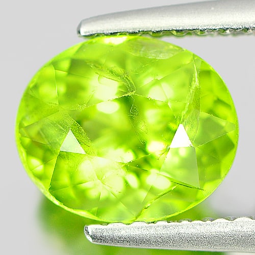 Natural Green Peridot 2.20 Ct. Oval Shape 8.2 x 7 Mm. Gemstone From Pakistan: Product ID: 805309947 Product Name: Natural Peridot Weight: 2.20 CT. Size: 8.2 x 7 x 5.5 MM. Shape: Oval Color: Green Clarity:SI Luster: Good Gems Origin: Pakistan Treatment: Unheated Crystal Structur