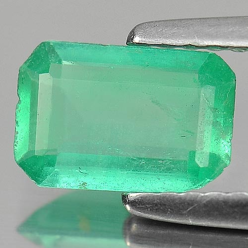 Natural Green Emerald 0.70 Ct. Octagon Shape 7.7 x 5.2 Mm. Gemstone From Columbia (1 of 3)