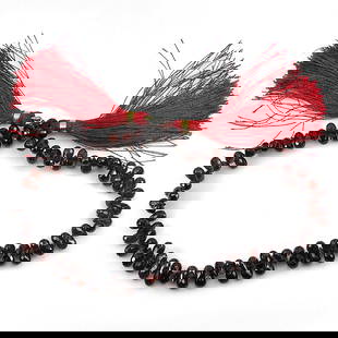 Natural Red Garnet Beads Length 10.5 Inch. 104.50 Ct. Briolette Shape 7.5 x 4.1 Mm. Unheated: Product ID: 802918339 Product Name: Natural Garnet Weight: 10.40 CT. Size: 10.5 Inch. / 7.5 x 4.1 x 4.1 MM. Shape: Briolette With Drilled Color: Red Clarity:VVS Luster: Good Gems Origin: Nigeria Treat