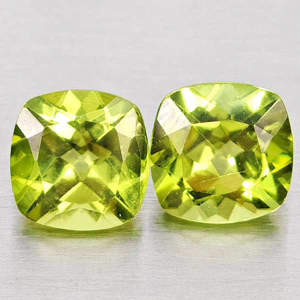 Natural Green Peridot 2.03 Ct. 2Pcs Cushion Shape 6 Mm Gemstones From Pakistan: Product ID: 805317376 Product Name: Natural Peridot Weight: 2.03 CT. Size: 6 x 6 x 3.5 MM. Shape: Cushion Shape Color: Green Clarity:VSI - SI1 Luster: Good Gems Origin: Pakistan Treatment: Unheated Cr