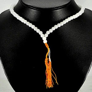 Natural White Quartz Beads Necklace 175.00 Ct. Unheated Gemstone: Product ID: 808001861 Product Name: Natural Quartz Weight: 175.00 CT. Size: Length 12 Inch. MM. Shape: Round Cabochon Color: White Clarity:Opaque Luster: Good Gems Origin: Thailand Treatment: Unheated