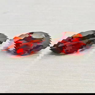 Natural Orangish Red Garnet 2.63 Ct. 2Pcs Marquise Shape 5 x 10 Mm Gemstones From Tanzania: Product ID: 802937020 Product Name: Natural Garnet Weight: 2.63 CT. Size: 5 x 10 x 3.4 MM. Shape: Marquise Shape Color: Orangish Red Clarity:VVS - VSI Luster: Good Gems Origin: Tanzania Treatment: Unh