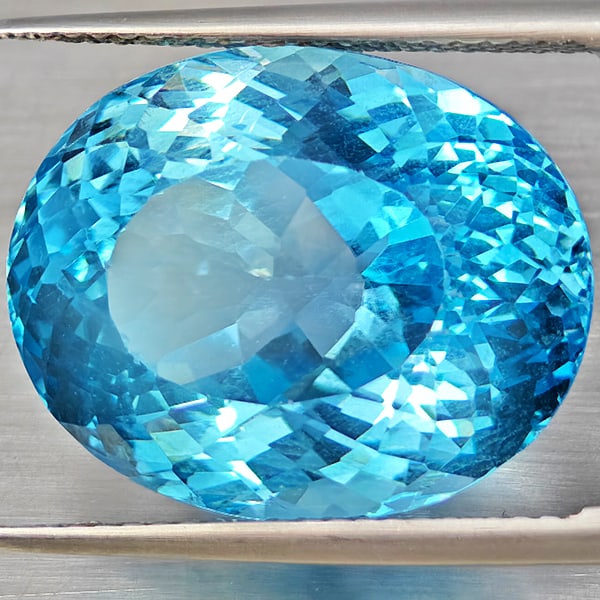 Natural Baby Blue Color Topaz 25.46 Ct. Oval Shape 18.2 x 14.5 Mm Gemstone From Brazil: Product ID: 807168503 Product Name: Natural Blue Topaz Weight: 25.46 CT. Size: 18.2 x 14.5 x 12.2 MM. Shape: Oval Shape Color: Baby Blue Color Clarity:VVS - VSI Luster: Very Good Gems Origin: Brazil T