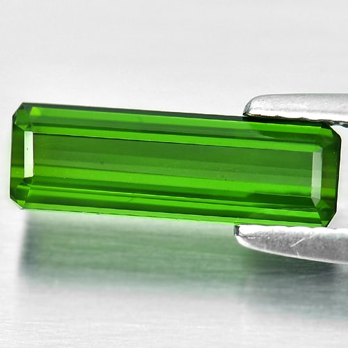 Natural Green Tourmaline 1.34 Ct. VVS Octagon Shape 12.4 x 4.1 Mm. Gemstone From Nigeria: Product ID: 807242283 Product Name: Natural Tourmaline Weight: 1.34 CT. Size: 12.4 x 4.1 x 2.7 MM. Shape: Octagon Color: Green Clarity:VVS Luster: Good Gems Origin: Nigeria Treatment: Unheated Crystal