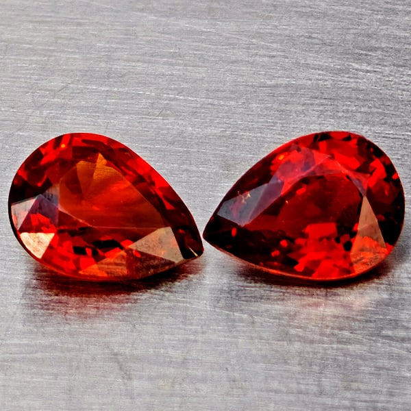 Natural Orange Red Spessartine Garnet 1.18 Ct. 2 Pcs Pear Shape 6 x 4.6 Mm Gemstones From Namibia: Product ID: 802937154 Product Name: Natural Garnet Weight: 1.18 CT. Size: 6 x 4.6 x 2.5 MM. Shape: Pear Shape Color: Orangish Red Clarity:VSI Luster: Good Gems Origin: Namibia Treatment: Unheated Crys