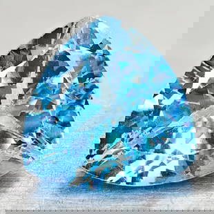 Natural Swiss Blue Topaz 3.34 Ct. Trilliant Shape 9.1 Mm Gemstone From Brazil: Product ID: 807167862 Product Name: Natural Blue Topaz Weight: 3.34 CT. Size: 9.1 x 9.1 x 5.7 MM. Shape: Trilliant Color: Swiss Blue Clarity:VSI Luster: Good Gems Origin: Brazil Treatment: Treated Cry