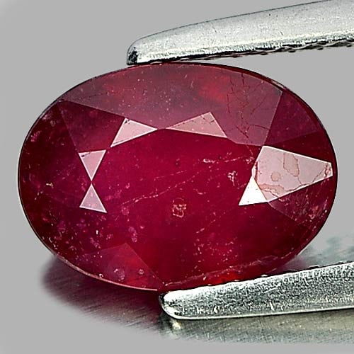 Natural Purplish Red Ruby 2.81 Ct. Oval Shape 9.6 x 6.9 Mm. Gemstone From Madagascar (1 of 3)