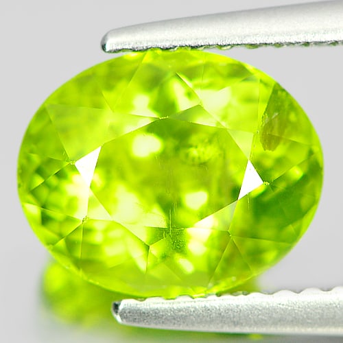 Natural Green Peridot 2.60 Ct. Oval Shape 9.2 x 7.5 Mm. Unheated Gemstone: Product ID: 805309948 Product Name: Natural Peridot Weight: 2.60 CT. Size: 9.2 x 7.5 x 5.6 MM. Shape: Oval Color: Green Clarity:SI Luster: Good Gems Origin: China Treatment: Unheated Crystal Structure