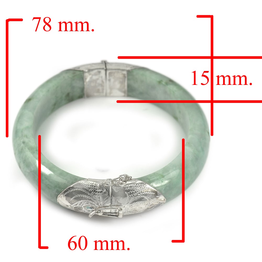 Natural Green Jade 390.50 Ct. Bangle Jewelry with Silver Size 78 x 60 x15 Mm.: Product ID: 819814968 Product Name: Natural Jade Weight: 390.50 CT. Size: 78 x 60 x 15 MM. Shape: Round Color: Green Clarity:Opaque Luster: Good Gems Origin: Thailand Treatment: Unheated Crystal Struc
