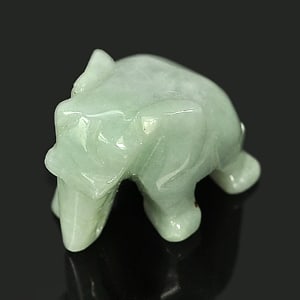 Natural Green Jade 71.17 Ct. Elephant Carving Size 25 x 19 x 17.3 Mm. Gemstone: Product ID: 819806546 Product Name: Natural Jade Weight: 71.17 CT. Size: 25 x 19 x 17.3 MM. Shape: Carving Elephant Color: White Green Clarity:Opaque Luster: Good Gems Origin: Thailand Treatment: Unhe