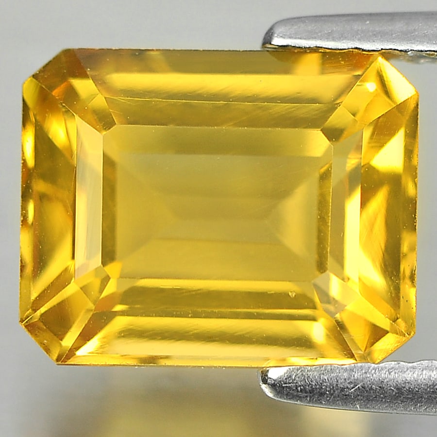 Natural Yellow Citrine 3.45 Ct. VVS Octagon Shape 10 x 8 Mm. Gemstone Unheated From Brazil: Product ID: 801813293 Product Name: Natural Citrine Weight: 3.45 CT. Size: 10 x 8 x 5.8 MM. Shape: Octagon Color: Yellow Clarity:VVS Luster: Good Gems Origin: Brazil Treatment: Unheated Crystal Struct