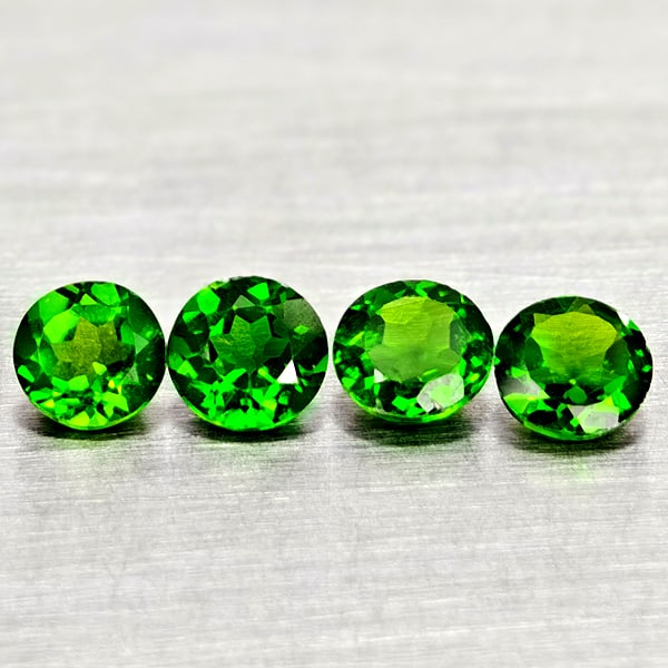 Natural Green Chrome Diopside 1.43 Ct. 4 Pcs Round Shape 4.5 to 2.7 Mm Gemstones (1 of 3)