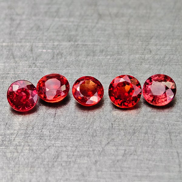 Natural Red Songea Sapphire 0.81 Ct. 5 Pcs Round Shape 3 Mm Gemstones From Tanzania: Product ID: 806162065 Product Name: Natural Red Sapphire Weight: 0.81 CT. Size: 3 x 3 x 1.7 MM. Shape: Round Color: Red Orange Clarity:VSI Luster: Good Gems Origin: Tanzania Treatment: Heated Crystal 