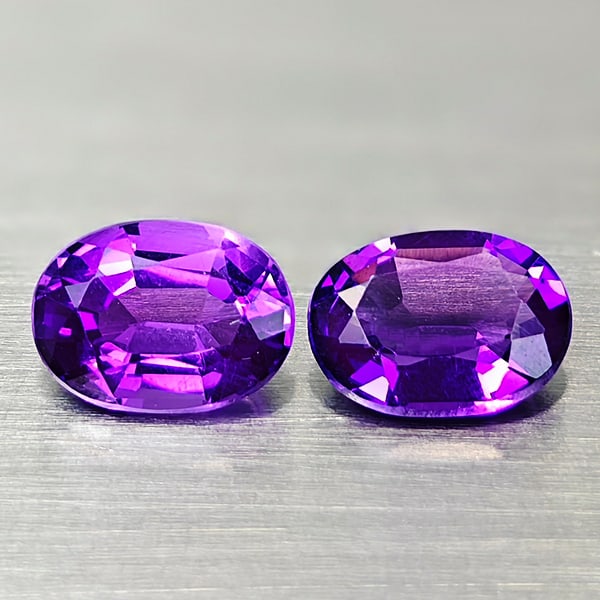 Natural Violet Amethyst 1.41 Ct. 2 Pcs VVS Oval Shape 7 x 5 Mm Gemstones From Brazil: Product ID: 800325246 Product Name: Natural Amethyst Weight: 1.41 CT. Size: 7 x 5 x 3.6 MM. Shape: Oval Color: Violet Clarity:VVS Luster: Very Good Gems Origin: Brazil Treatment: Unheated Crystal Stru