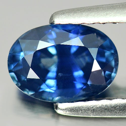 Certified Natural Blue Sapphire 1.34 Ct Oval Shape 7.33 x 5.16 Mm. Gemstone From Madagascar (1 of 4)