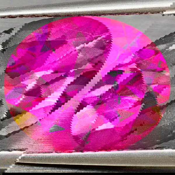 Natural Pink Topaz 5.49 Ct. Oval Shape 12 x 10 Mm Gemstone From Brazil: Product ID: 807168674 Product Name: Natural Topaz Weight: 5.49 CT. Size: 12 x 10 x 6.5 MM. Shape: Oval Shape Color: Pink Clarity:VSI Luster: Good Gems Origin: Brazil Treatment: Treated Crystal Structu