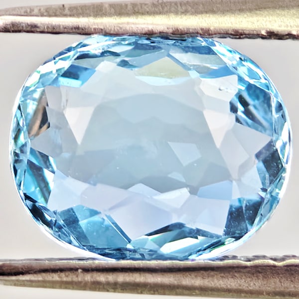 Natural Baby Blue Aquamarine 1.42 Ct. Oval Shape 8.1 x 6.7 Mm Gemstone From Brazil: Product ID: 800812443 Product Name: Natural Gemstones Weight: 1.42 CT. Size: 8.1 x 6.7 x 3.6 MM. Shape: Oval Shape Color: Baby Blue Clarity:VSI Luster: Good Gems Origin: Brazil Treatment: Unheated Cry