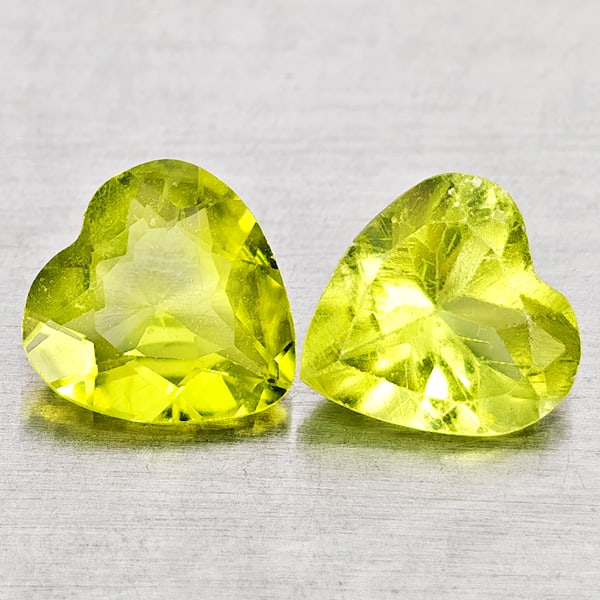 Natural Green Peridot 1.29 Ct. 2 Pcs Heart Shape 6.1 x 6.1 Gemstones From Pakistan: Product ID: 805317299 Product Name: Natural Peridot Weight: 1.29 CT. Size: 6.1 x 6.1 x 2.7 MM. Shape: Heart Shape Color: Green Clarity:VSI - SI1 Luster: Good Gems Origin: Pakistan Treatment: Unheated