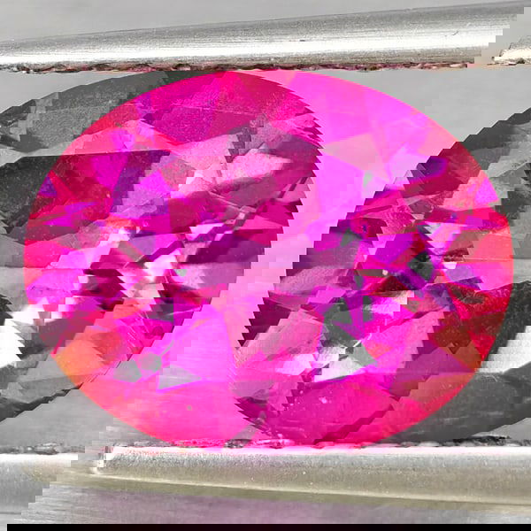 Natural Pink Topaz 3.00 Ct. Oval Shape 10 x 8 Mm Gemstone From Brazil: Product ID: 807168662 Product Name: Natural Topaz Weight: 3.00 CT. Size: 10 x 8 x 5.2 MM. Shape: Oval Shape Color: Pink Clarity:VSI Luster: Good Gems Origin: Brazil Treatment: Treated Crystal Structur