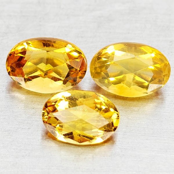 Natural Yellow Citrine 1.56 Ct. 3 Pcs Oval Checkerboard Cut 6.1 x 4.1 Mm Gemstones From Brazil: Product ID: 801815186 Product Name: Natural Citrine Weight: 1.56 CT. Size: 6.1 x 4.1 x 3.5 MM. Shape: Oval Checkerboard Cut Color: Yellow Clarity:VVS - VSI Luster: Good Gems Origin: Brazil Treatment: