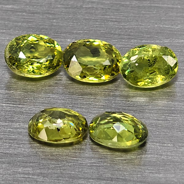 Natural Green Demantiod Garnet 1.53 Ct. 5 Pcs Oval Shape 4.2 x 3.2 Mm Gemstones From Madagascar (1 of 2)