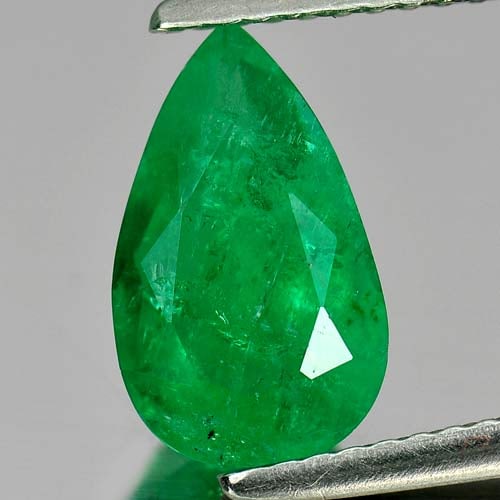 Natural Natural Green Emerald 1.69 Ct. Pear Shape 11.2 x 6.8 Mm. Natural Gemstone From Columbia (1 of 3)