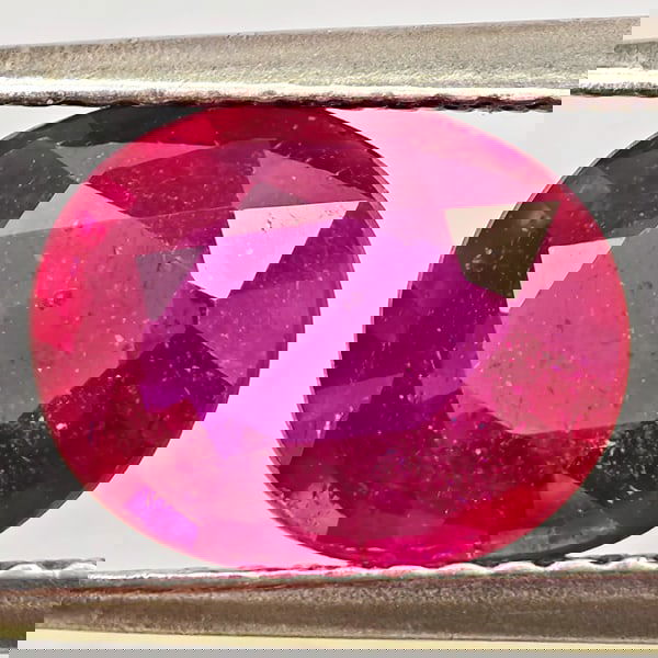 Natural Purplish Red Ruby 2.60 Ct. Oval Shape 9.2 x 7.4 Mm Gemstone From Madagascar (1 of 3)