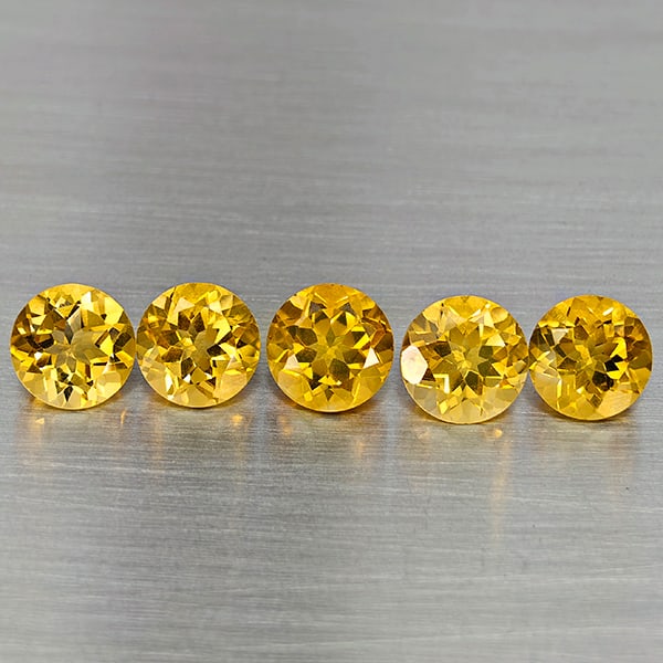 Natural Yellow Citrine 6.13 Ct. 5 Pcs Round Shape 7.1 Mm Gemstone from Brazil: Product ID: 801815421 Product Name: Natural Citrine Weight: 6.13 CT. Size: 7.1 x 7.1 x 5 MM. Shape: Round Shape Color: Yellow Clarity:VSI Luster: Good Gems Origin: Brazil Treatment: Unheated Crystal S