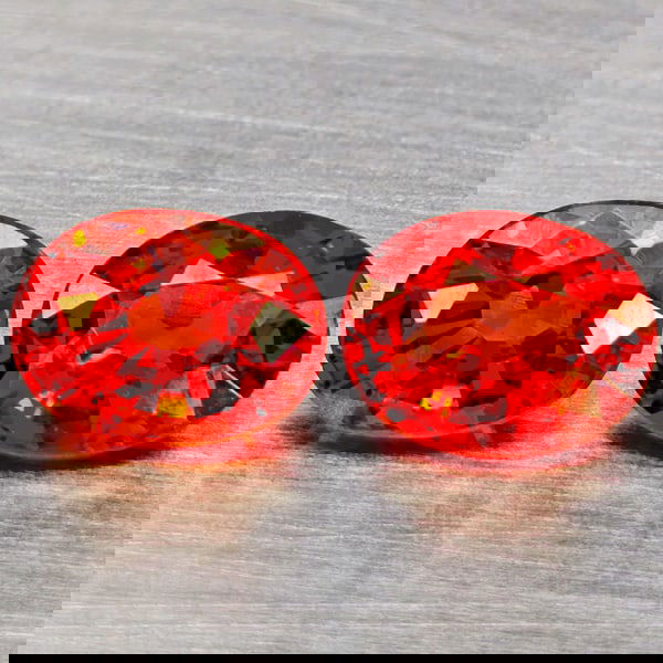 Natural Orange Red Spessartine Garnet 1.61 Ct. 2 Pcs Oval Shape 6 x 4.5 Mm Gemstones From Namibia: Product ID: 802937115 Product Name: Natural Garnet Weight: 1.61 CT. Size: 6 x 4.5 x 3.9 MM. Shape: Oval Color: Orange Red Clarity:VVS Luster: Good Gems Origin: Namibia Treatment: Unheated Crystal Stru