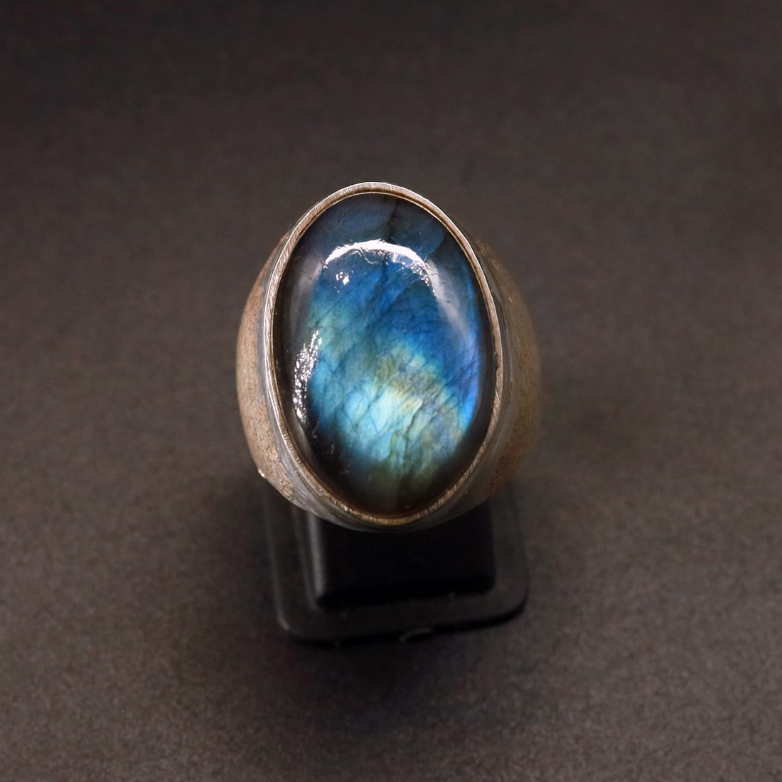 Natural Labradorite Handmade Silver Plated Ring - 9 MM (1 of 3)