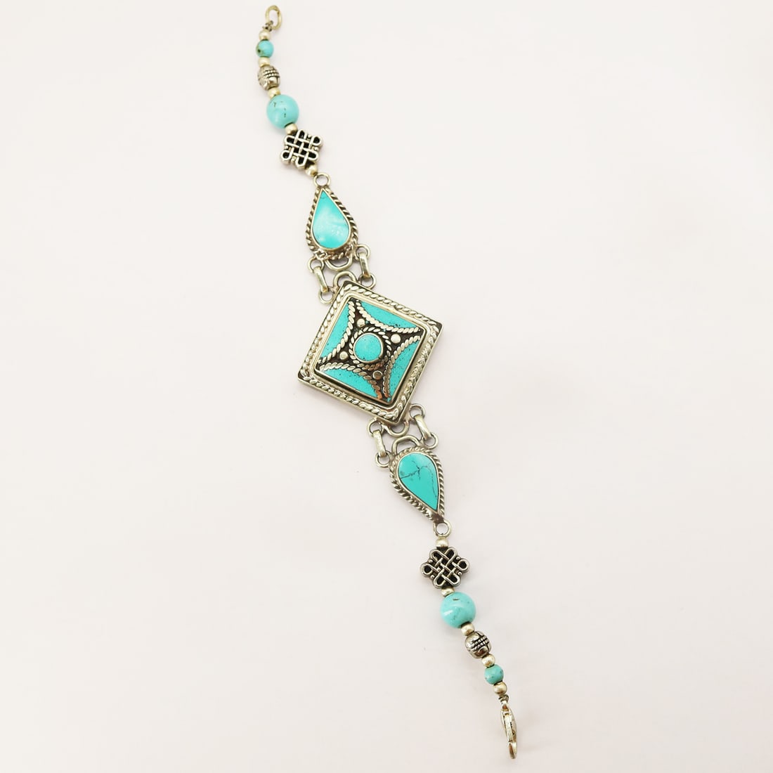 Tibetan Natural Turquoise Tribal Unisex Bracelet: Product ID: 250810171942 Product - Tibetan Handmade Bracelet Gemstone - Natural Turquoise Size - 7 Inch Weight - 35 Gram Approx Metal - Brass & Copper mix Metal Origin - Nepal Country/Region of Manufa