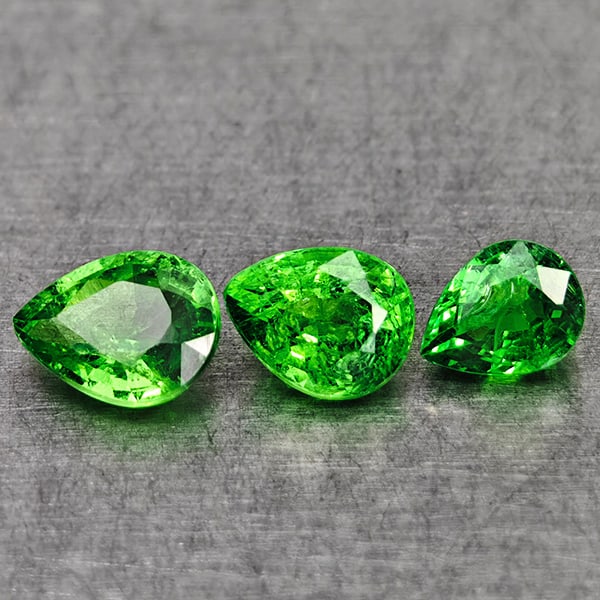 Natural Green Tsavorite Garnet 1.26 Ct. 3 Pcs Pear Shape Gemstones From Tanzania (1 of 3)