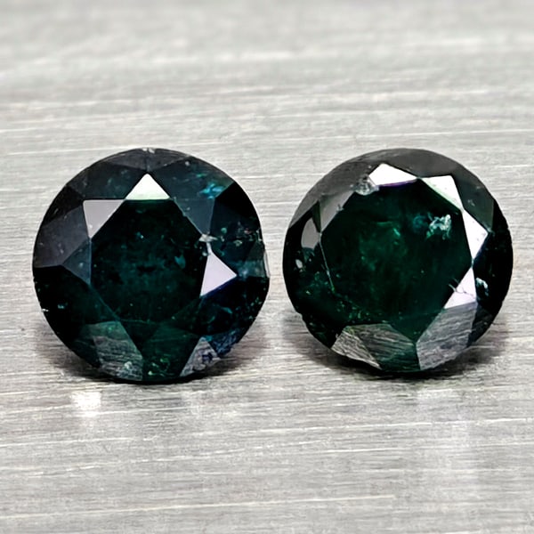 Natural Blue Loose Diamond 0.18 Ct. 2 Pcs Round Diamond Cut 2.9 Mm From Belgium: Product ID: 502100333 Product Name: Natural Natural Diamond Weight: 0.18 CT. Size: 2.9 x 2.9 x 1.7 MM. Shape: Round Diamond Cut Color: Blue Clarity:SI1 Luster: Good Gems Origin: Belgium Treatment: Tre