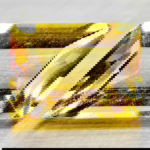 Natural Yellow Citrine 1.46 Ct. Baguette Shape 8.1 x 5.9 Mm Gemstone From Brazil: Product ID: 801815036 Product Name: Natural Citrine Weight: 1.46 CT. Size: 8.1 x 5.9 x 4.2 MM. Shape: Baguette Color: Yellow Clarity:If Luster: Good Gems Origin: Brazil Treatment: Unheated Crystal Str