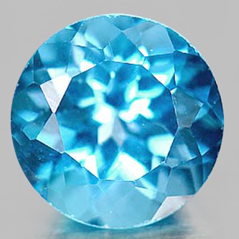 Natural Swiss Blue Topaz 3.31 Ct. Round Shape 9 Mm. Gemstone From Brazil: Product ID: 807156325 Product Name: Natural Blue Topaz Weight: 3.31 CT. Size: 9 x 9 x 6.2 MM. Shape: Round Color: Swiss Blue Clarity:VSI Luster: Good Gems Origin: Brazil Treatment: Treated Crystal Str