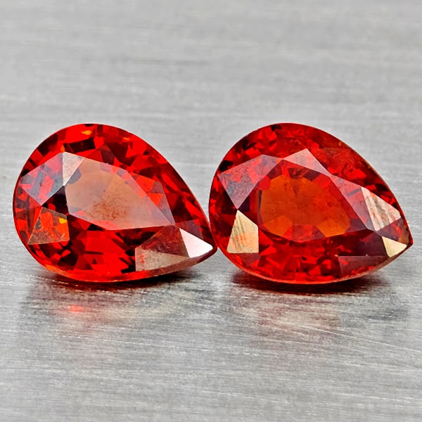 Natural Orangish Red Spessartine Garnet 1.70 Ct. 2Pcs Pear Shape 6.5 x 5 Mm Gemstones From Namibia: Product ID: 802937158 Product Name: Natural Garnet Weight: 1.70 CT. Size: 6.5 x 5 x 3.2 MM. Shape: Pear Shape Color: Orangish Red Clarity:VVS Luster: Good Gems Origin: Namibia Treatment: Unheated Crys