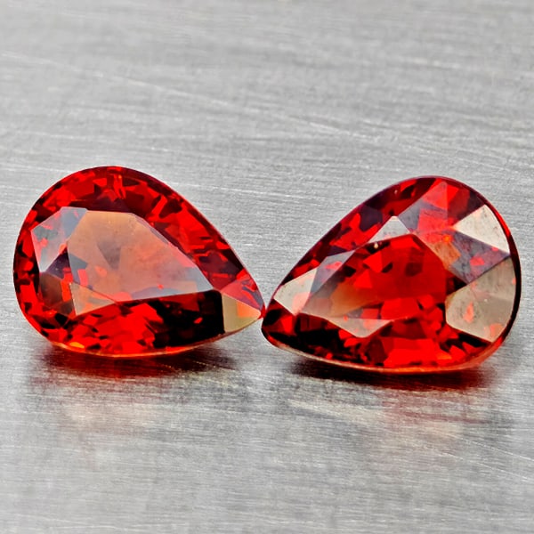 Natural Orangish Red Spessartine Garnet 1.51 Ct. 2Pcs Pear Shape 6.1 x 4.8 Mm Gemstones From Namibia: Product ID: 802937159 Product Name: Natural Garnet Weight: 1.51 CT. Size: 6.1 x 4.8 x 3 MM. Shape: Pear Shape Color: Orangish Red Clarity:VVS Luster: Good Gems Origin: Namibia Treatment: Unheated Crys