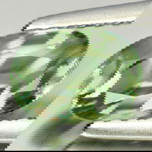 Natural Yellowish Green Sapphire 1.09 Ct. Oval Shape 6.68 x 4.75 Mm. Gemstone From Madagascar (1 of 4)